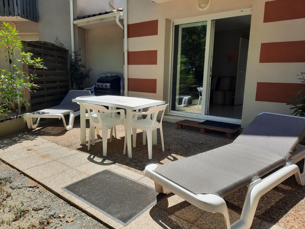 Belle maisonnette dans résidence avec piscine Soulac-sur-Mer Esterno foto